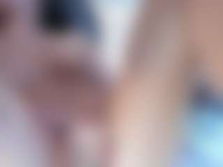 Live cam show with NatashaKiim - Athletic BBW on TeamSkeetLive