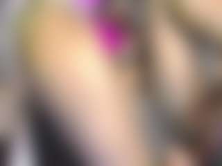 Live cam show with RoosV - Cum In Pussy on StripNow