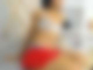 Live cam show with angelkyraasm - Squirt on Camsoda
