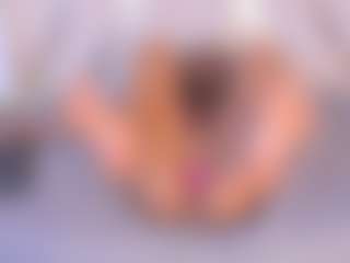 Live cam show with angelkyraasm - Fingers on Uber Horny