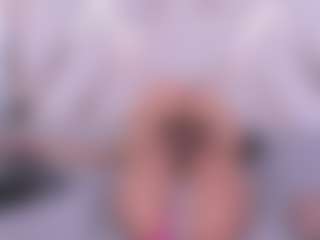 Live cam show with angelkyraasm - Joi on parknlotfishbdy
