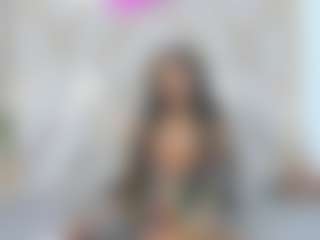 Spettacolo in cam dal vivo con angelkyraasm - Moaning su Camsoda