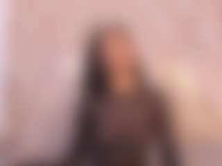 Live cam show with angelkyraasm - Ass Bouncing on Livezox
