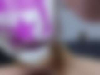 EmiliaRhodes's Live Sex Cam Show