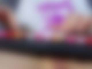 EmiliaRhodes's Live Sex Cam Show