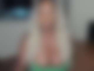 Live cam show with novasupa - Tittyfuck on Gym Cam Girls