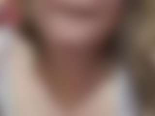 redlips46's Live Sex Cam Show