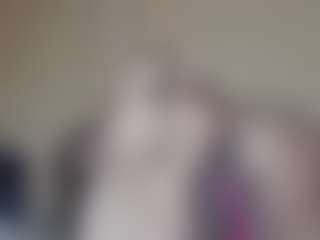 redlips46's Live Sex Cam Show