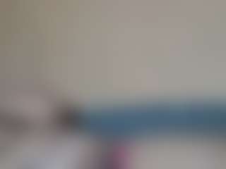 Live cam show with redlips46 - Average on Soda Cam