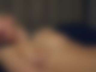 Live cam show with SuanneDano - Upskirt on Milfs Live