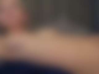 Live cam show with SuanneDano - Young Adult on AdultVida.com