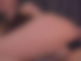 Live cam show with SuanneDano - Gray Eyes on xDating