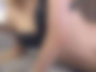 Live cam show with SuanneDano - Gray Eyes on Adult Interactions