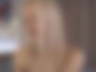 Live cam show with SuanneDano - Young Adult on xDating