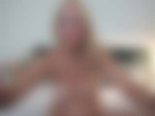 AlinaLemon's Live Sex Cam Show