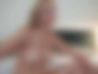 AlinaLemon's Live Sex Cam Show