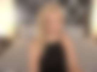Live cam show with AlinaLemon - Blue Eyes on SquirtSoMuch