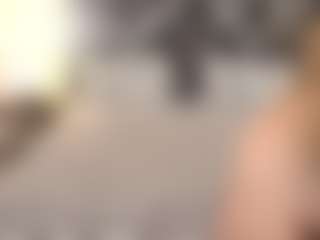 Live cam show with AlinaLemon - Moaning on Camsoda