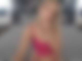 AlinaLemon's Live Sex Cam Show