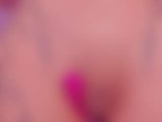 Live-Cam-Show mit BellaConnor - Thin auf Camsoda