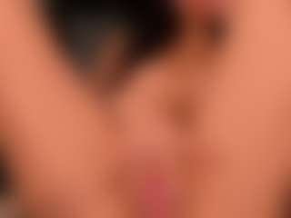 Cam Show en direct de BellaConnor