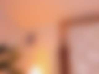 Live cam show with Lizz Carter - Shaved on Fit Hotties