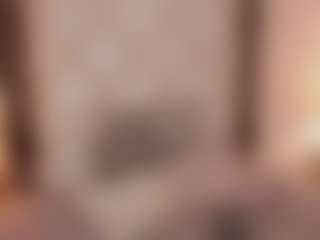 Spettacolo in cam dal vivo con Lizz - Submissive su Camsoda