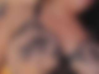 Show en direct avec Lizz - Submissive sur Camsoda