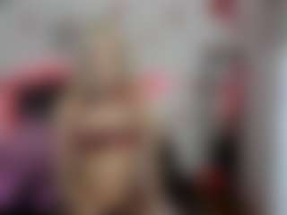 Live cam show with liaa-baby - Blonde Hair on AdultVida.com