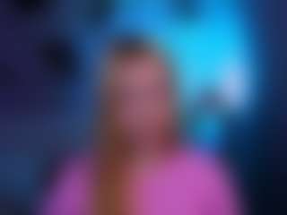 lisa-dark's Live Sex Cam Show