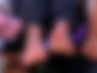 Live cam show with lisa-dark - Strip on Camsoda