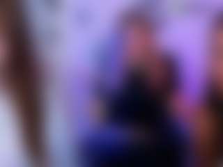 Live cam show with lisa-dark - Blue Eyes on TeamSkeetLive