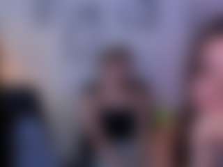 Live cam show with lisa-dark - Granny on TeamSkeetLive