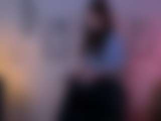 Live cam show with lisa-dark - Butt Plug on sexylivex.com