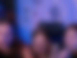 Live cam show with lisa-dark - Blue Eyes on Camsoda