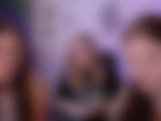 lisa-dark's Live Sex Cam Show