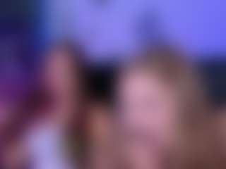 lisa-dark's Live Sex Cam Show