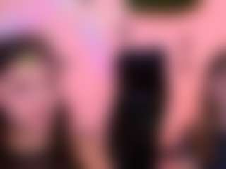 Live cam show with lisa-dark - Average on Camsoda