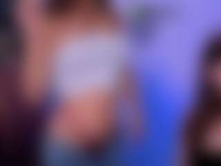 Live cam show with lisa-dark - Strip on Camsoda