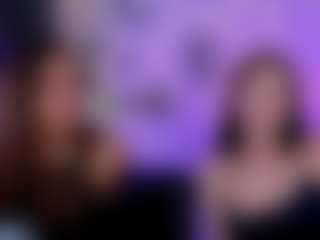 Live cam show with lisa-dark - Fingers on Camsoda