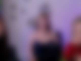 lisa-dark's Live Sex Cam Show
