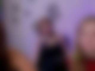 lisa-dark's Live Sex Cam Show