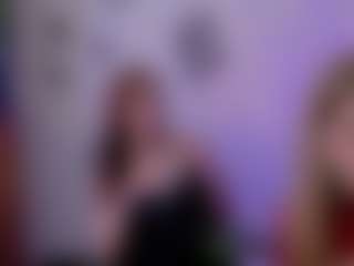 Live cam show with lisa-dark - HD on Camsoda
