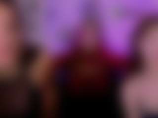 lisa-dark's Live Sex Cam Show