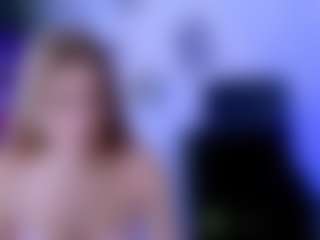 lisa-dark's Live Sex Cam Show