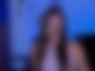 lisa-dark's Live Sex Cam Show