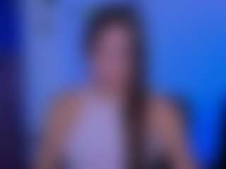 lisa-dark's Live Sex Cam Show