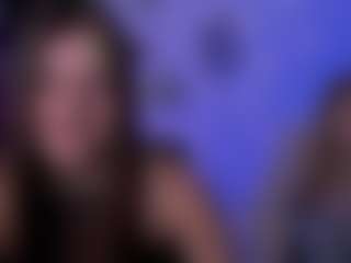 lisa-dark's Live Sex Cam Show