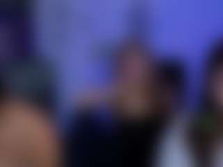 Live cam show with lisa-dark - Strip on fuklive.com