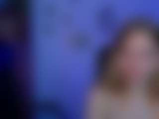 Live cam show with lisa-dark - Cute on Camsoda